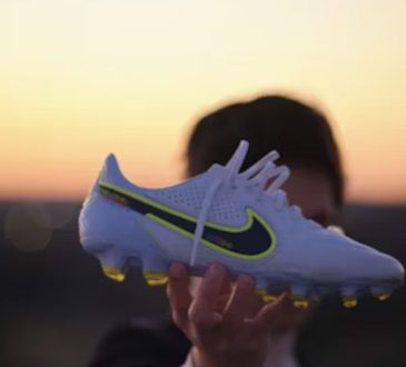 Top 10 Scarpini da Calcio 2025 per Ogni Tipo di Giocatore